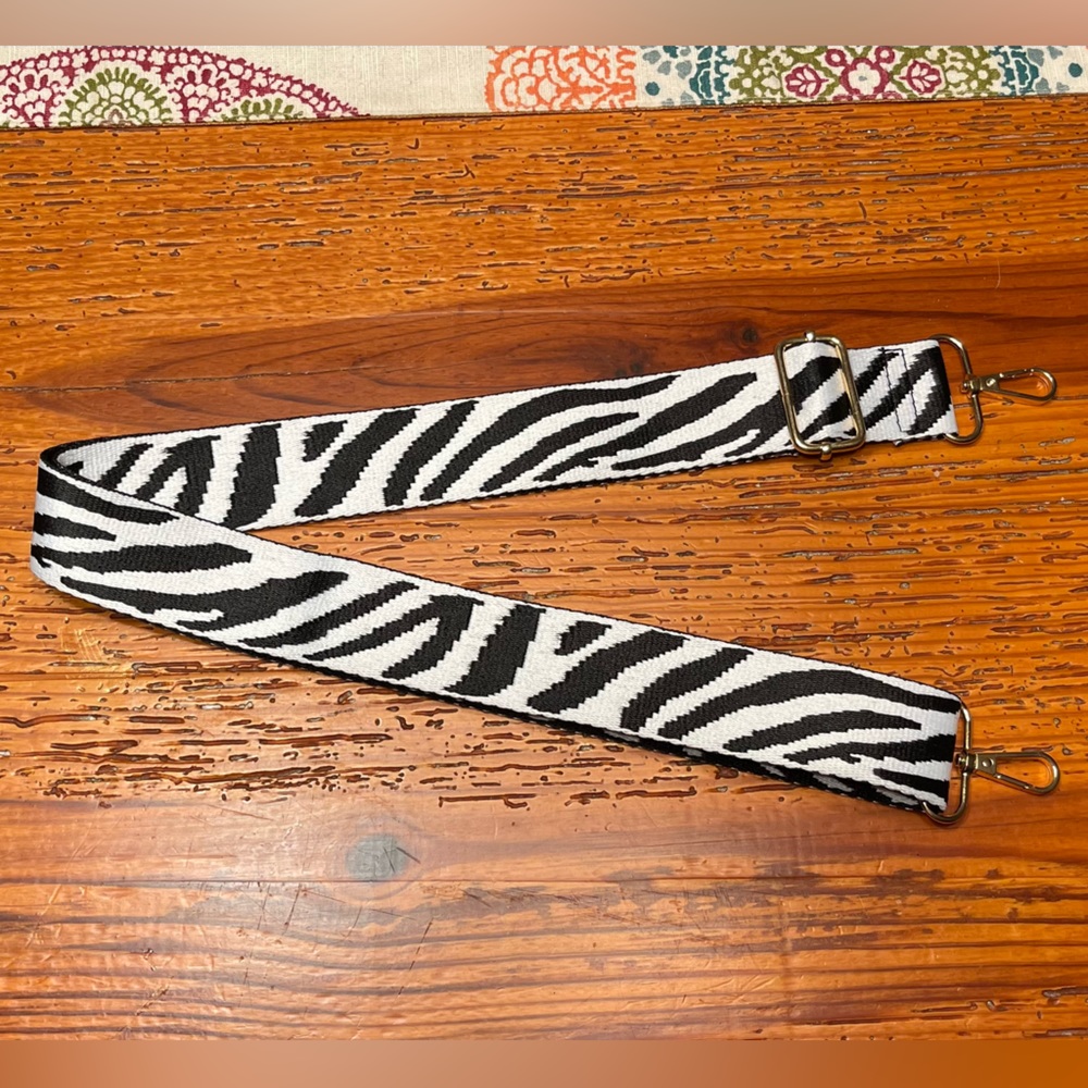Zebra Stripe Pattern Bag Strap - New - image 1